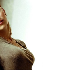 25天的婴儿肚子胀气老是放屁怎么办