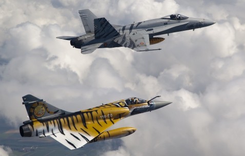 怀孕初期用房频繁（孕早期频繁同房,孩子会不会致畸）