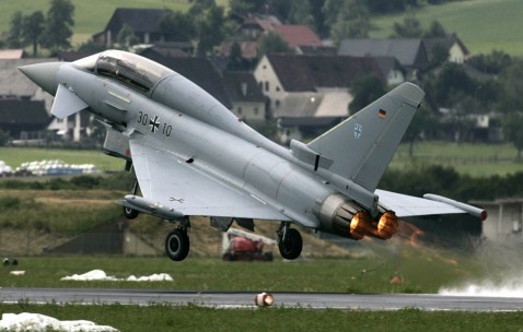 怀孕初期的难受不能睡（怀孕初期难受的睡不着觉）