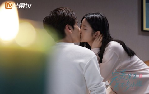 双侧卵泡很多（双侧卵泡很多12以上,这个治疗的多吗）