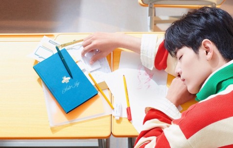 小孩发烧不一定要去医院（孩子发烧到底去不去医院）